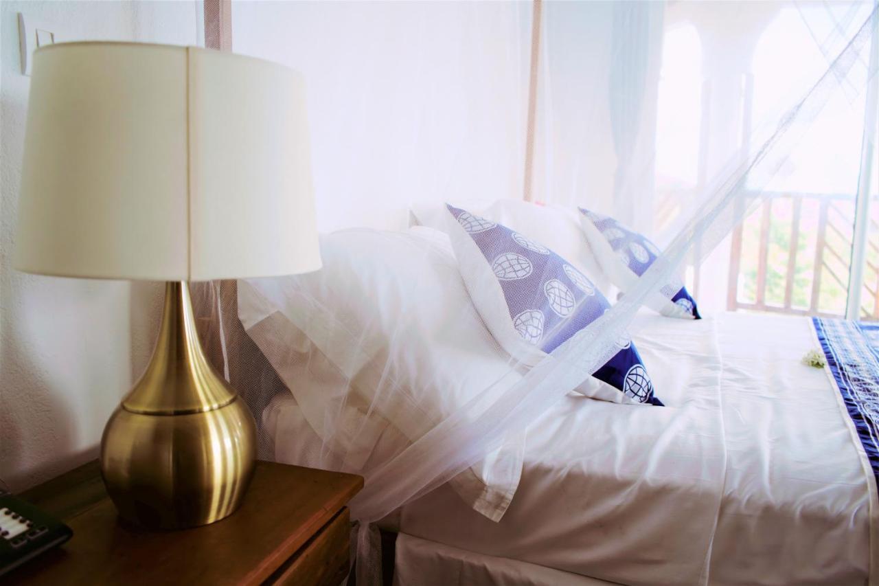 Al Camar Lodge Ndzaouze 외부 사진